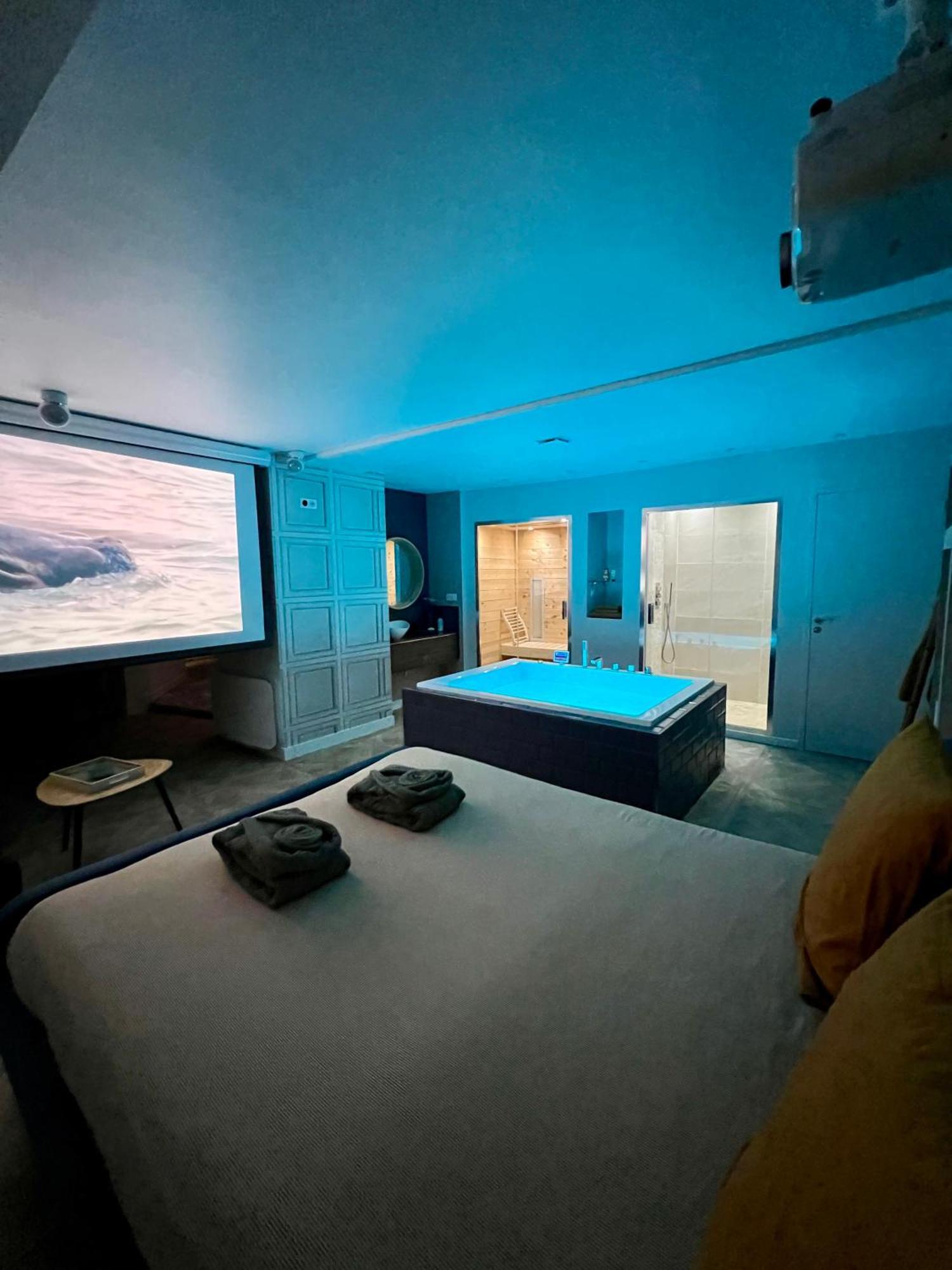 Appartement Avec Jacuzzi Sauna & Home Cinema - Nid D'อองเชร์ ภายนอก รูปภาพ