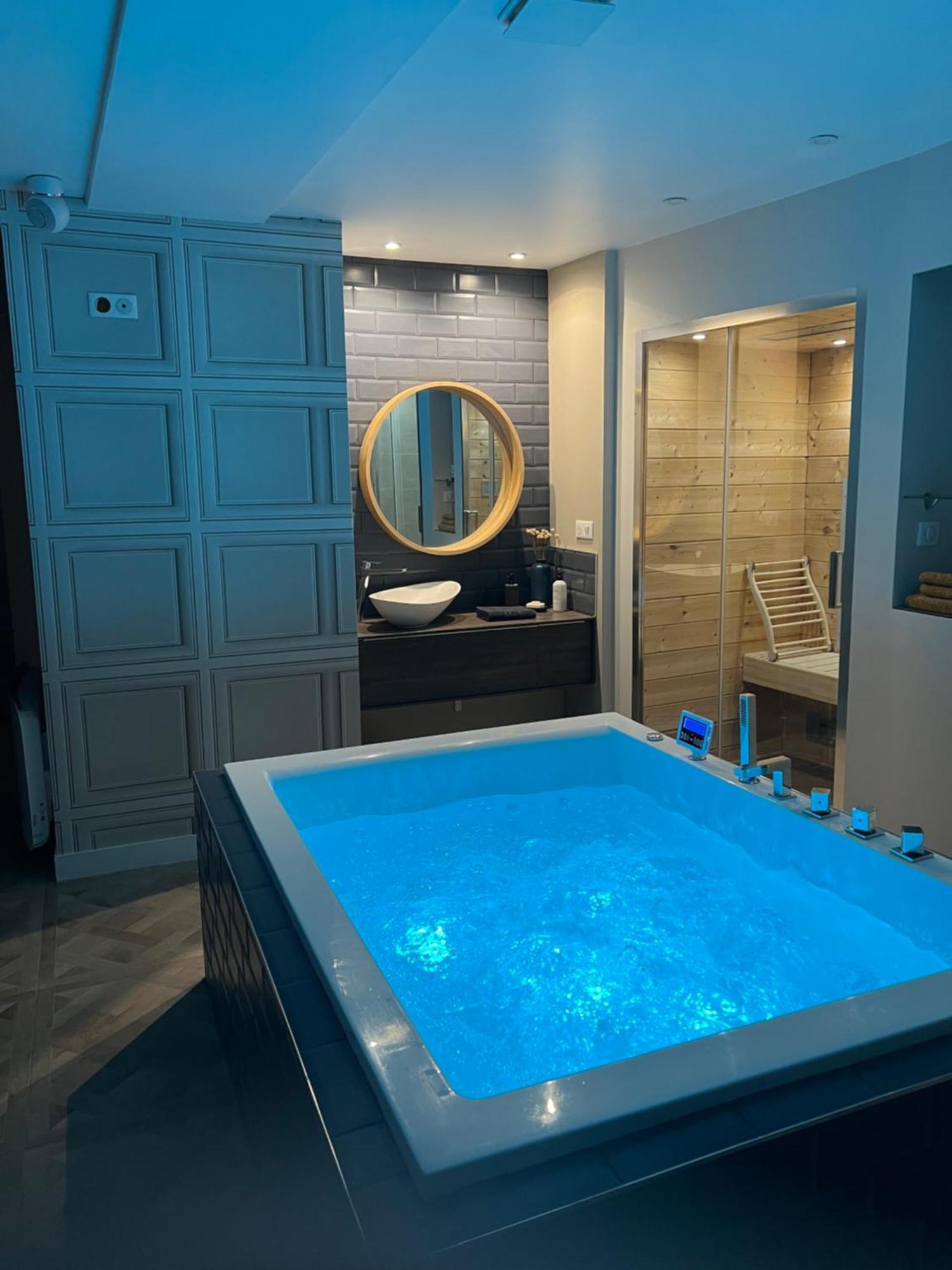 Appartement Avec Jacuzzi Sauna & Home Cinema - Nid D'อองเชร์ ภายนอก รูปภาพ
