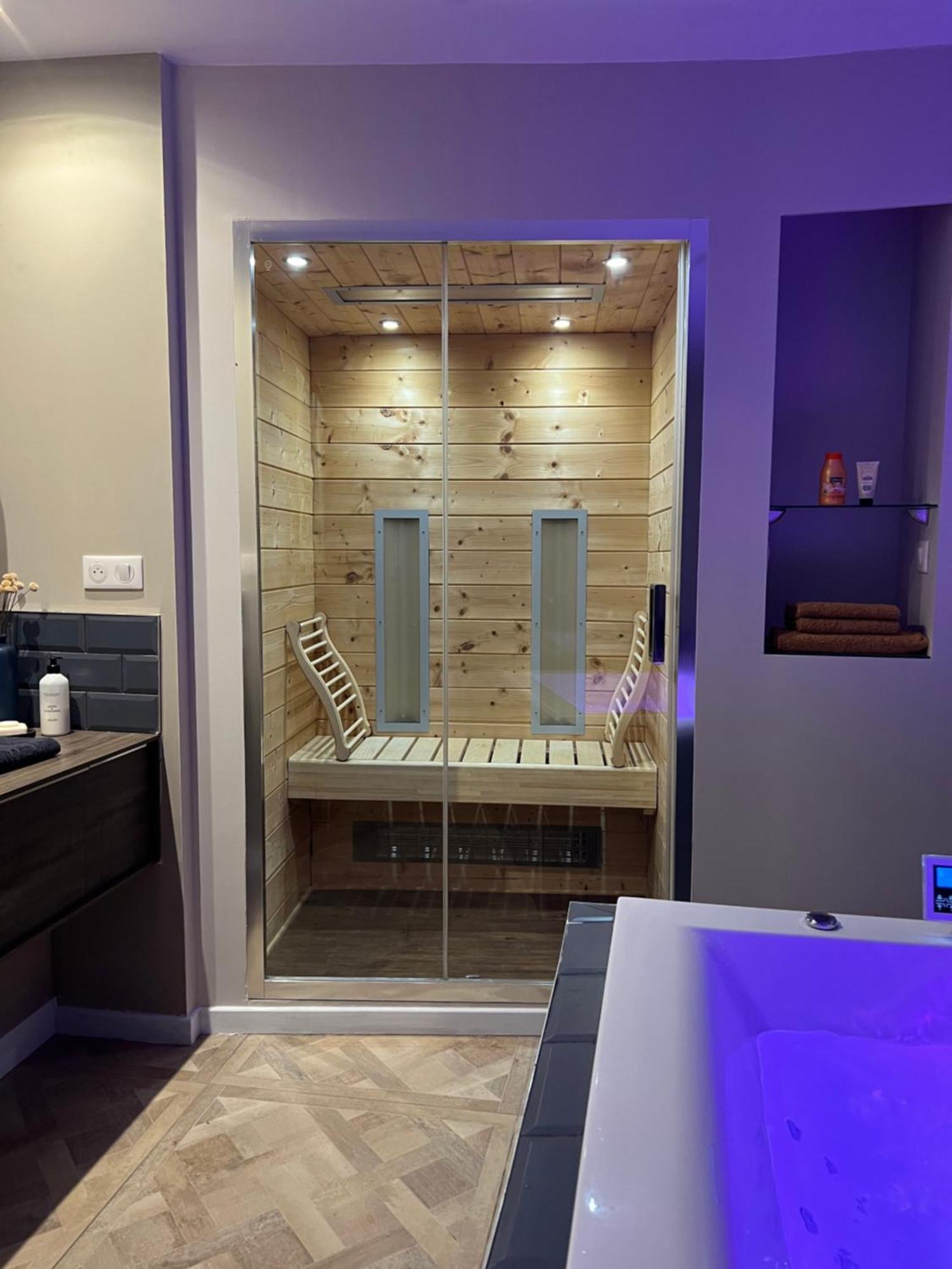 Appartement Avec Jacuzzi Sauna & Home Cinema - Nid D'อองเชร์ ภายนอก รูปภาพ